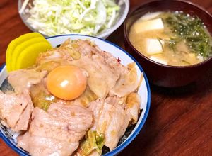 伝説のすた丼！限りなく近く簡単に再現！-レシピのメイン写真