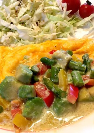 チーズオムレツ☆野菜クリームソース乗せ-レシピのメイン写真