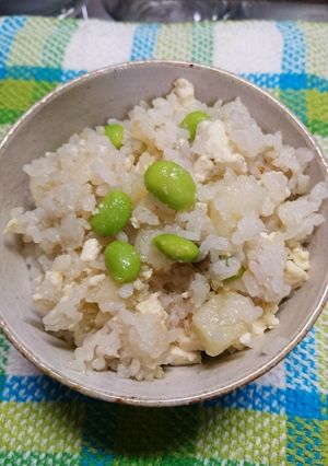 斬新！新じゃがと枝豆の炊き込みご飯-レシピのメイン写真