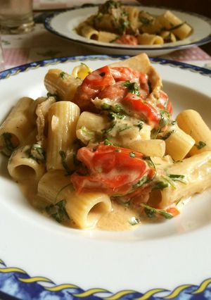 ミニトマトのピンククリームパスタ-レシピのメイン写真