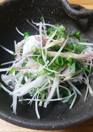 無駄なし！薬味たっぷり鯵の刺身&骨煎餅♪-レシピのメイン写真