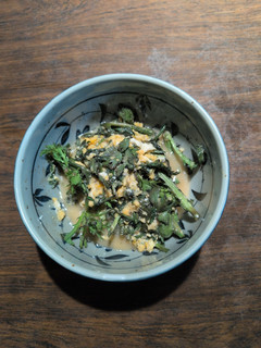 炒り卵と春菊の和風玉ねぎドレッシング和え-レシピのメイン写真