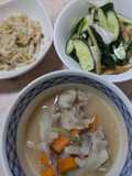 簡単★昼食!豚肉と大根と人参のお味噌汁
