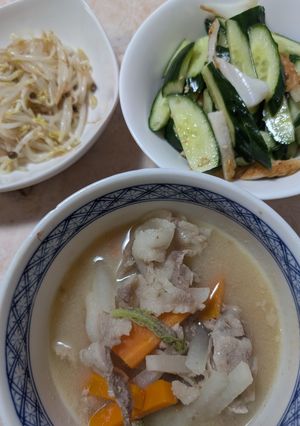 簡単★昼食!豚肉と大根と人参のお味噌汁-レシピのメイン写真
