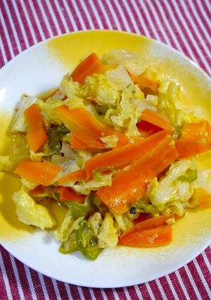 簡単！野菜炒めにチーズ入れちゃいました-レシピのメイン写真
