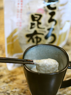 超簡単!とろろ昆布と豆乳で湯葉風?豆乳汁-レシピのメイン写真