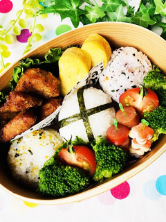 3色おにぎり弁当♡-レシピのメイン写真