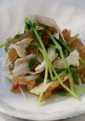 中華くらげと豆苗のサラダ-レシピのメイン写真