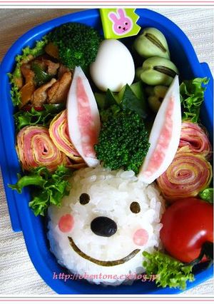 キャラ弁♪ガチャガチャケースでウサギ♪-レシピのメイン写真