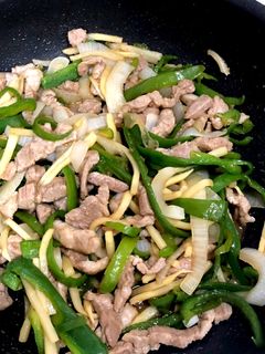 豚肉で野菜たっぷり青椒肉絲-レシピのメイン写真