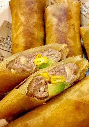 コーンとアボカドのチーズ肉春巻き-レシピのメイン写真