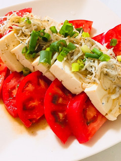 夏にぴったり♬豆腐、トマトじゃこのサラダ-レシピのメイン写真