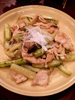 さっぱり!胸肉ときゅうりのにんにく塩炒め-レシピのメイン写真
