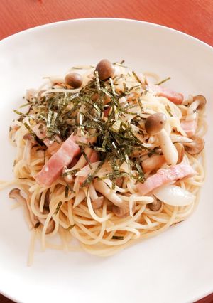 しめじとベーコンのバター醤油パスタ-レシピのメイン写真