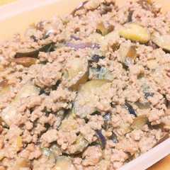 รูปของ 簡単万能常備菜♡万能なす肉味噌♡