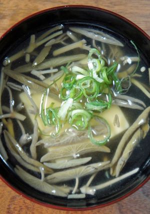じゅんさいと卵豆腐の冷製お吸い物-レシピのメイン写真