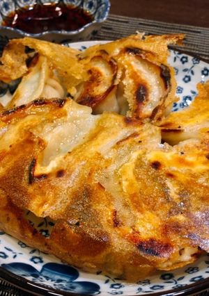 冷凍餃子でパリパリ羽根つきギョウザ-レシピのメイン写真