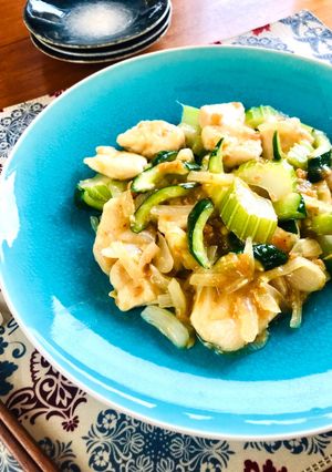 簡単おかず☆鶏胸肉ときゅうりの梅みそ炒め-レシピのメイン写真
