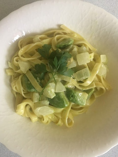 アボカドのクリーム・パスタ-レシピのメイン写真