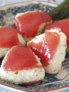 カツオのおにぎり!おんこ寿司-レシピのメイン写真