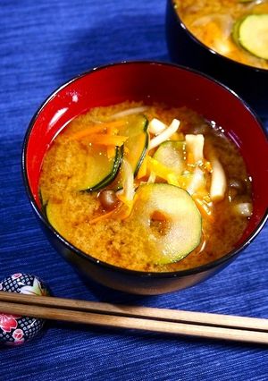 簡単！ズッキーニのお味噌汁-レシピのメイン写真