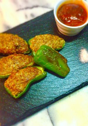 No2258ピーマン肉詰めトマトソース-レシピのメイン写真