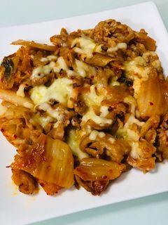 ごま油香るとろ〜りチーズ乗せ豚キムチ-レシピのメイン写真