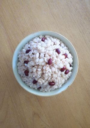 100%押し麦の炊飯器で大麦赤飯-レシピのメイン写真