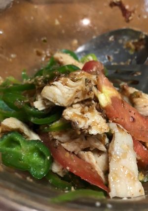 ピーマンと鶏胸肉の梅和え-レシピのメイン写真