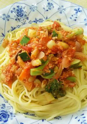 ゴロコロ野菜☆ズッキーニのトマトパスタ。-レシピのメイン写真