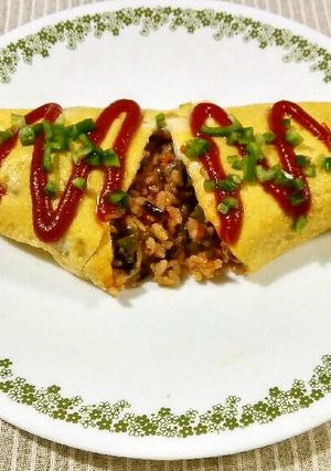 ナスとトマトを使ったヘルシーオムライス-レシピのメイン写真