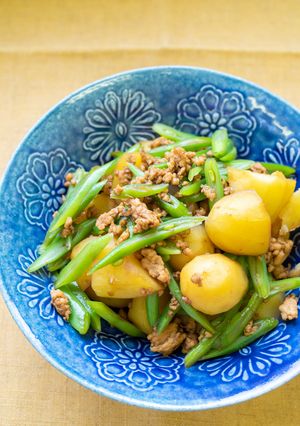 ジャガイモの鶏そぼろ煮-レシピのメイン写真