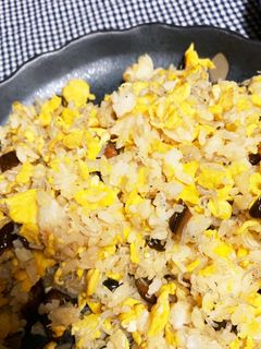 Qちゃんとジャコ焼き飯-レシピのメイン写真