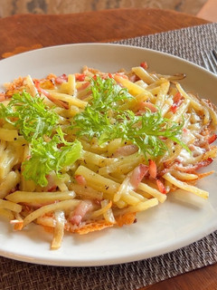 ポテトとベーコンのピザ風-レシピのメイン写真