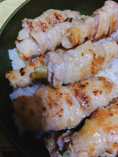 食欲そそるみょうがの豚バラ巻き-レシピのメイン写真