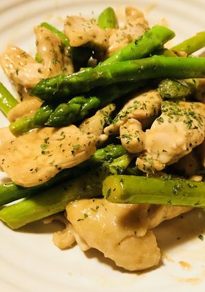 鶏むね肉とアスパラのオイスターソース炒め-レシピのメイン写真