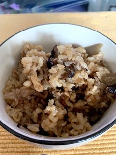 ごぼうときのこの炊き込みご飯-レシピのメイン写真