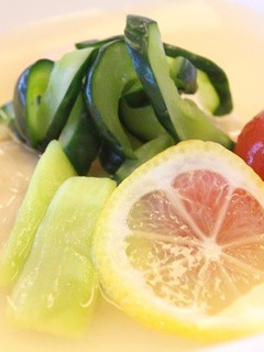 夏野菜と鶏ささみの冷製スープ-レシピのメイン写真