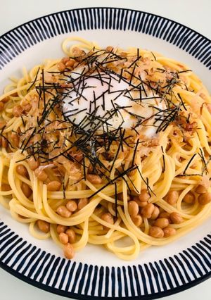 時短&簡単☆温玉乗せ梅肉納豆パスタ-レシピのメイン写真