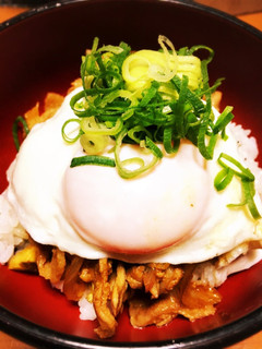 豚丼、目玉焼きのせ-レシピのメイン写真