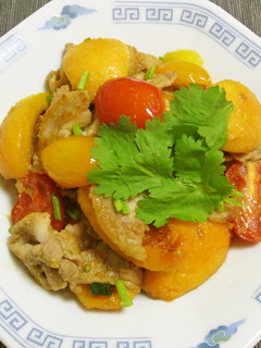 ビワと豚肉の炒め物-レシピのメイン写真