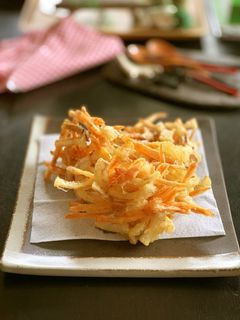 新玉ねぎと人参のかき揚げ-レシピのメイン写真