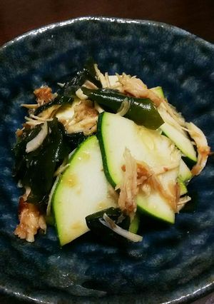 味付け1つ☆ズッキーニのツナおかか和え。-レシピのメイン写真