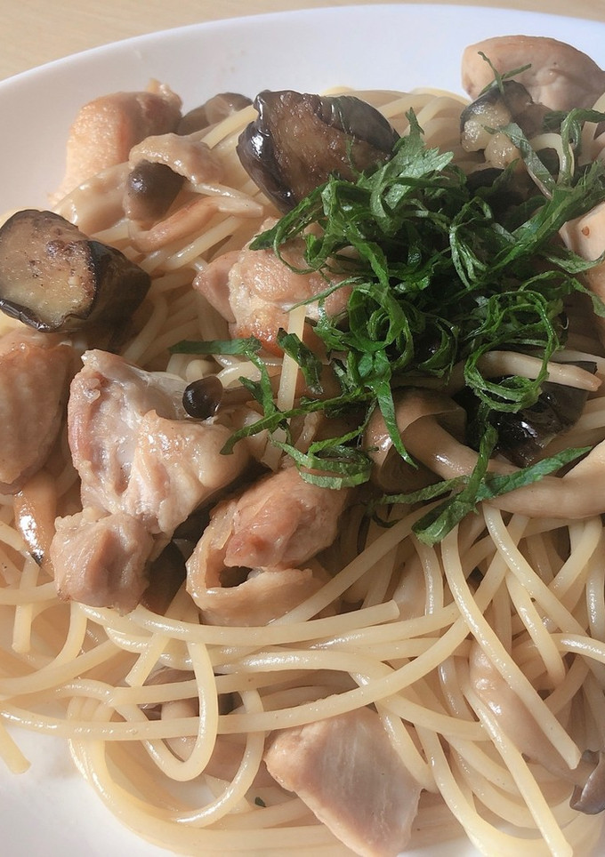 簡単！鶏肉となすとしめじの和風パスタ！-レシピのメイン写真