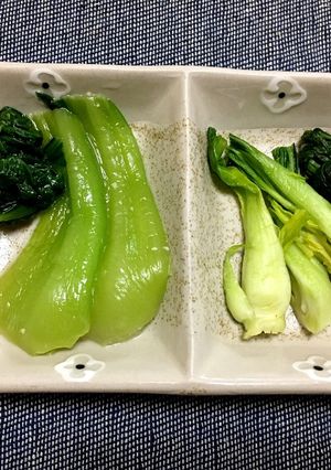 青梗菜のわさび漬け(左)と糠漬け(右)-レシピのメイン写真