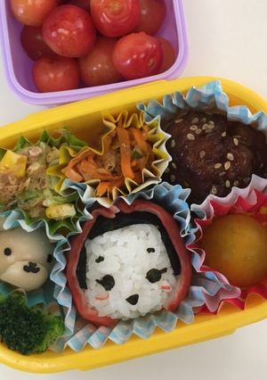 簡単なキャラ弁 赤ずきん？森のクマさん？-レシピのメイン写真