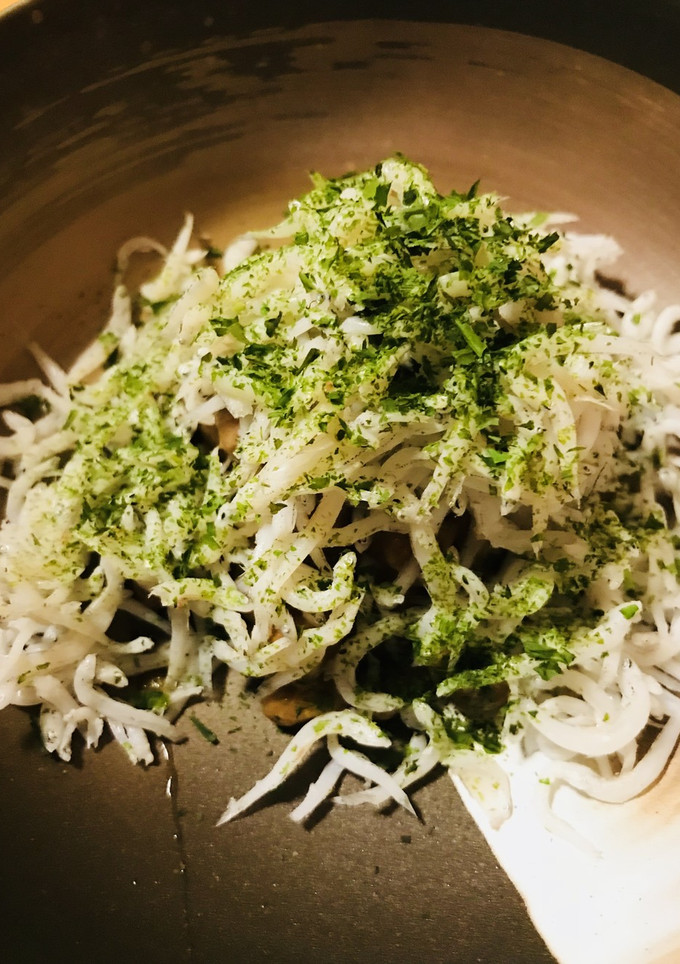 毎日の納豆●しらす＆納豆にあおさをかけて-レシピのメイン写真