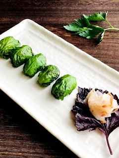 和風。青シソご飯包みと梅大根-レシピのメイン写真