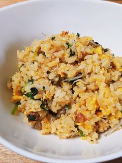 簡単! ジャコと梅シソの和風炒飯♪-レシピのメイン写真