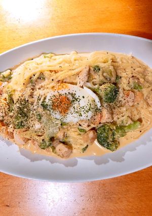 糖質ゼロ麺で半熟卵のクリームパスタ-レシピのメイン写真